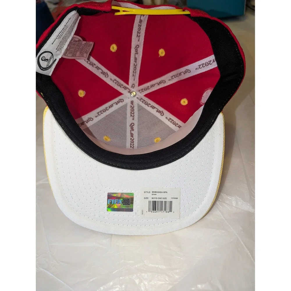 FIFA World Cup Qatar 2022 Spain SPA Red Yellow Snapback Hat Boys 9KIBO2ASU-SPA‎